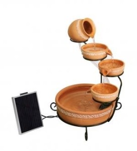 Solar Springbrunnen im Test – Ladonas Solarbrunnen aus Terrakotta mit LED